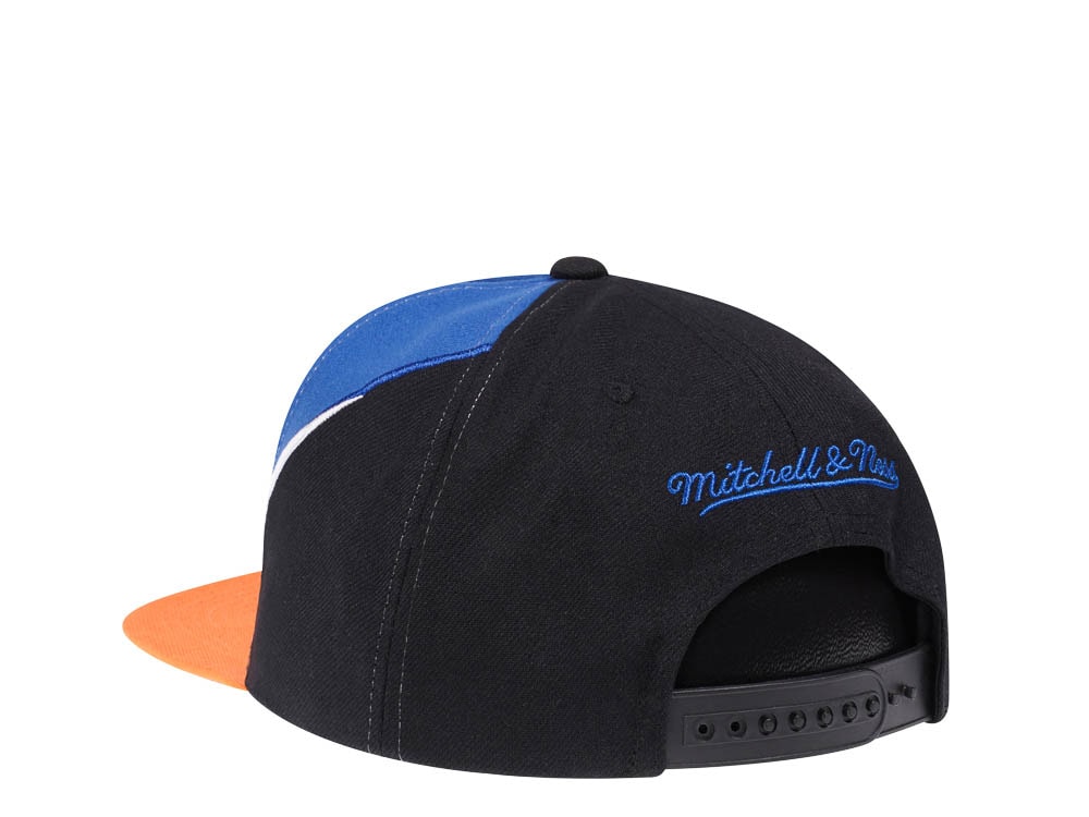 Mitchell & Ness New York Knicks NBA Multiply Hardwood Classic Snapback Hat