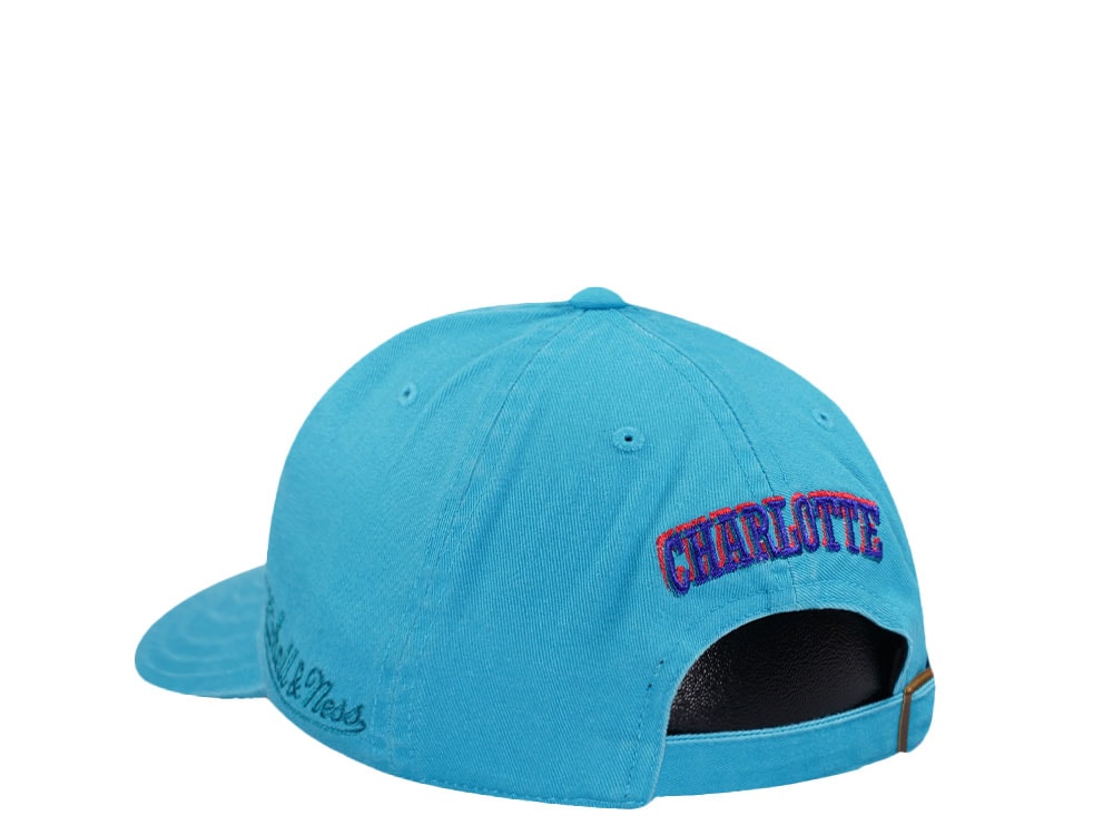 Mitchell & Ness Charlotte Hornets Golden Hour Glaze Blue Dadhat Strapback Hat