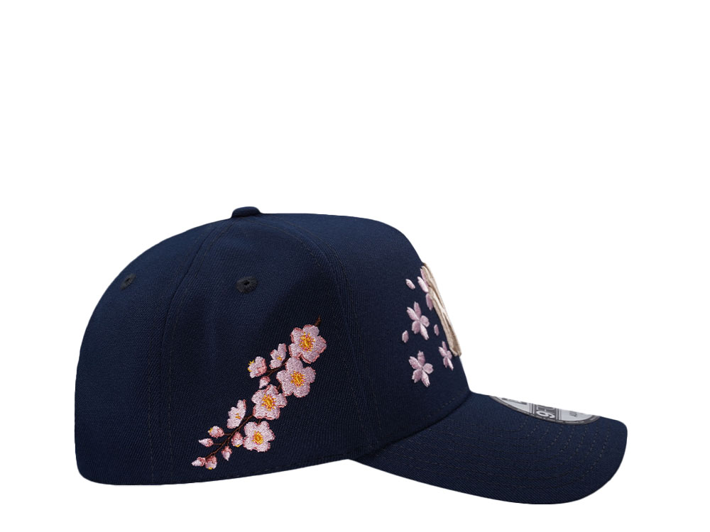 New Era New York Yankees Ocean Sakura Edition 9Forty A Frame Snapback Hat