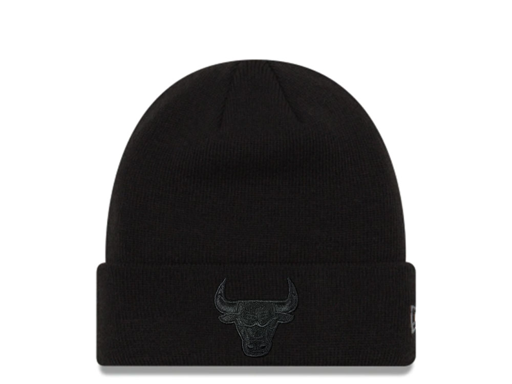 New Era Chicago Bulls Black on Black Knit