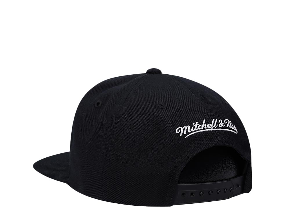 Mitchell & Ness San Antonio Spurs NBA Champions 1999 Hardwood Classic Snapback Hat
