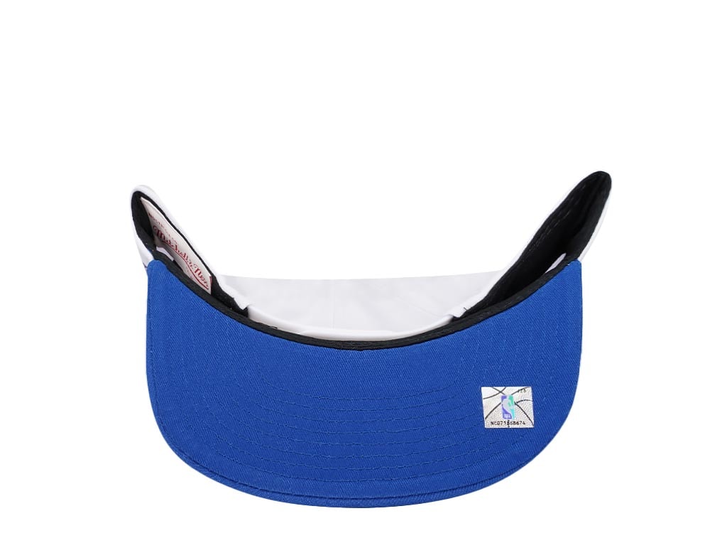Mitchell & Ness Philadelphia 76ers Logo Blur Hardwood Classic Snapback Hat