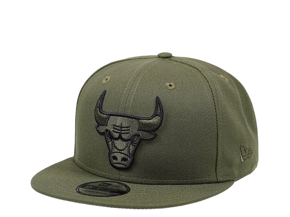 New Era Chicago Bulls Rifle Green Edition 9Fifty Snapback Hat