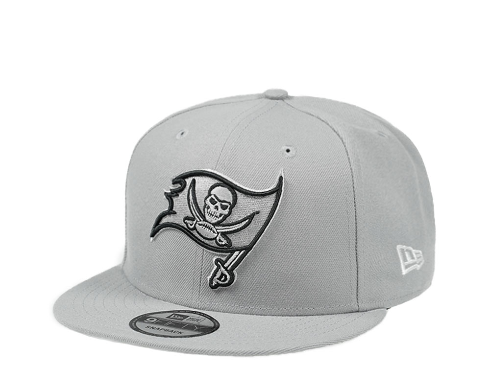 New Era Tampa Bay Buccaneers Graphite Edition 9Fifty Snapback Hat
