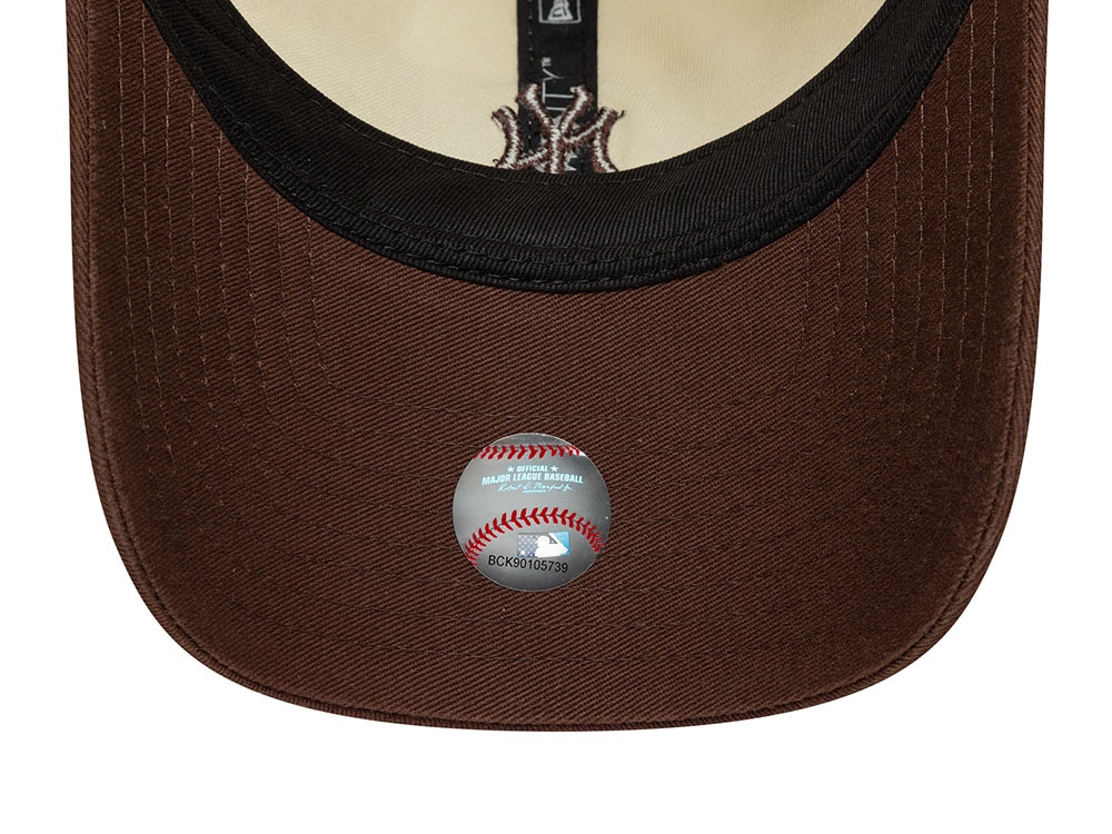 New Era New York Yankees Mini Logo Two Tone Edition 9Twenty Strapback Hat