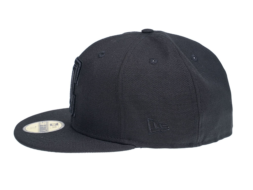 New Era Los Angeles Clippers Black on Black Edition 59Fifty Fitted Hat
