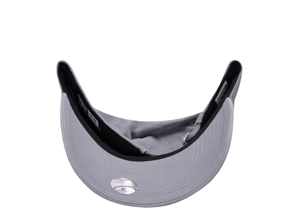 New Era Seattle Mariners 35th Anniversary Pink Glow Gray Edition 9Twenty Strapback Hat