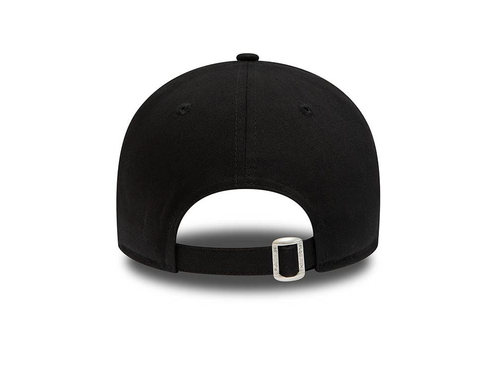 New Era New York Yankees Diamond Era Essential Black 9Forty Strapback Hat