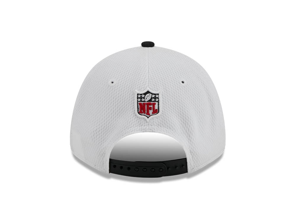 New Era Atlanta Falcons NFL Sideline 2023 Black White  9Forty Snapback Hat