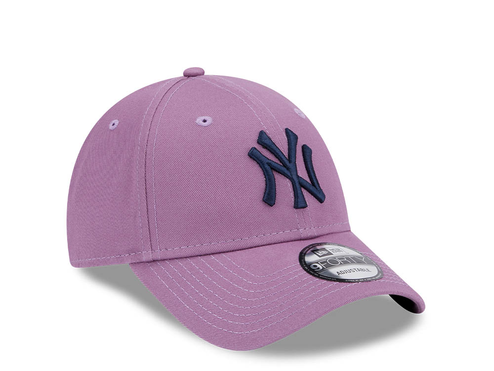 New Era New York Yankees League Essential Purple 9Forty Strapback Hat
