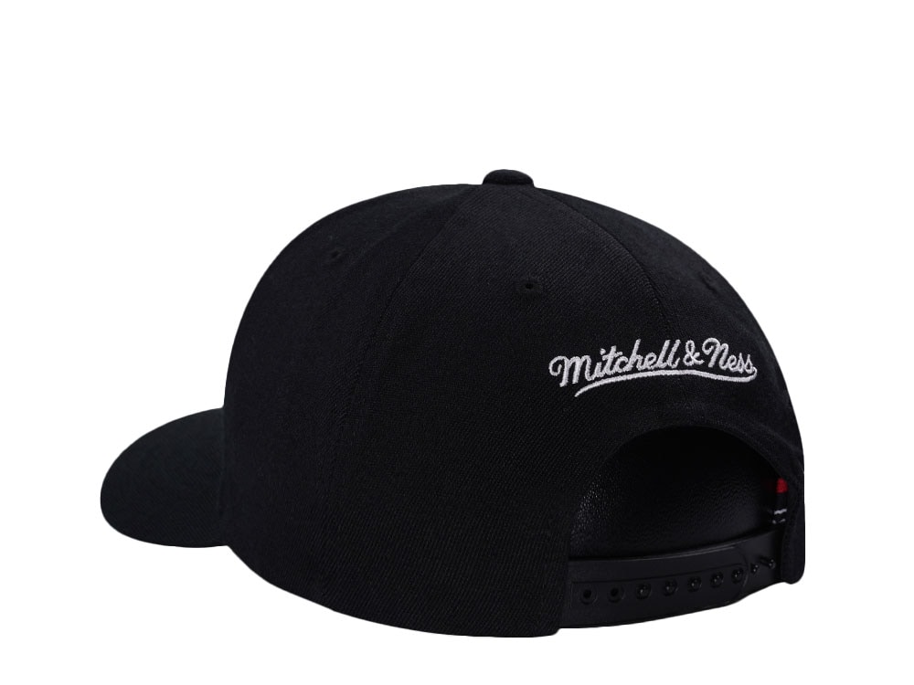 Mitchell & Ness Classic Logo Snapback Hat