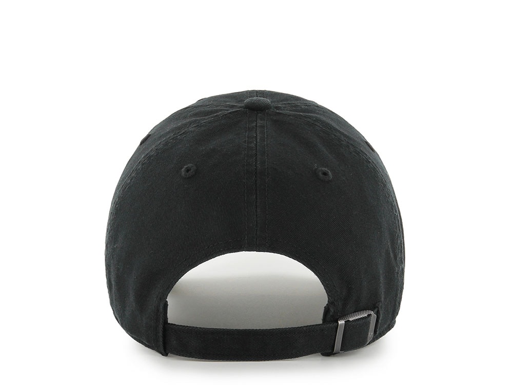 47Brand New York Yankees Black Base Runner Script Edition Clean Up Strapback Hat
